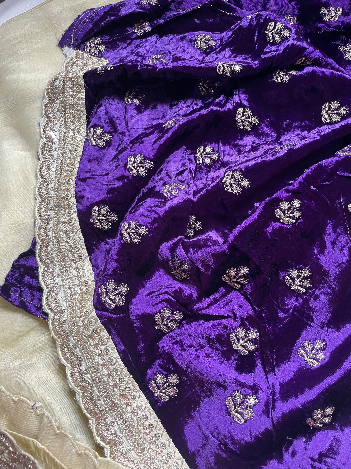 Off White border Lace Tissue Saree