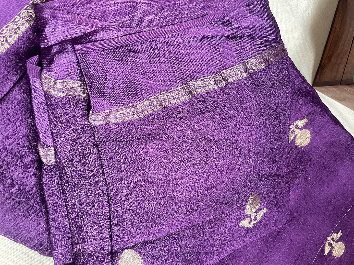 Purple Viscose Banarasi Crepe Silk Saree