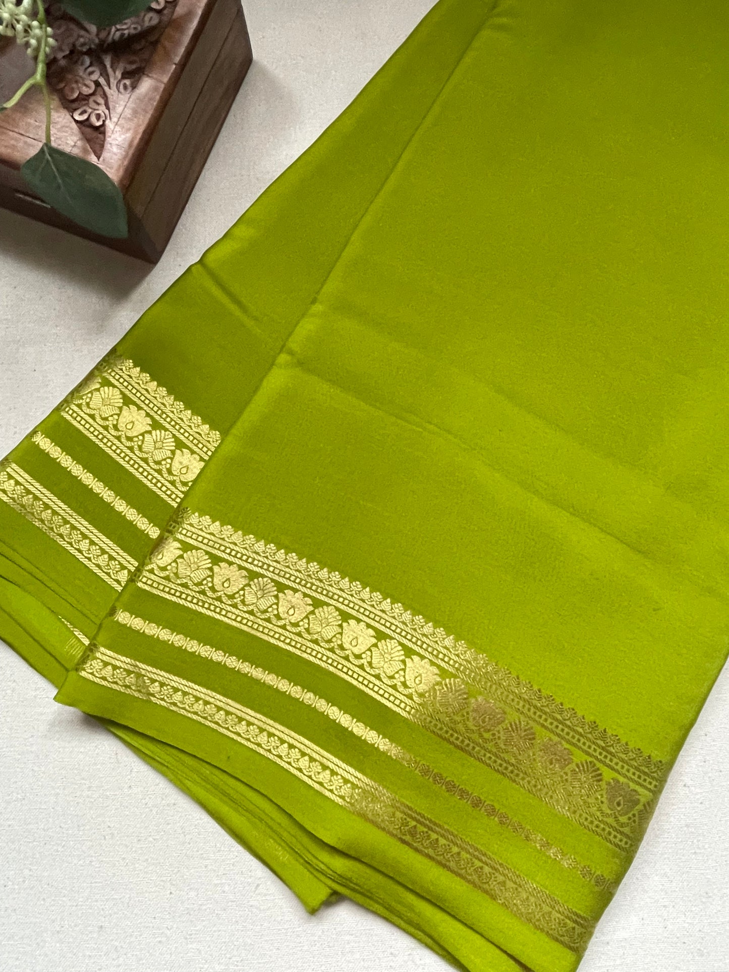 Green Floral Border Pure Mysore Crepe Silk Saree