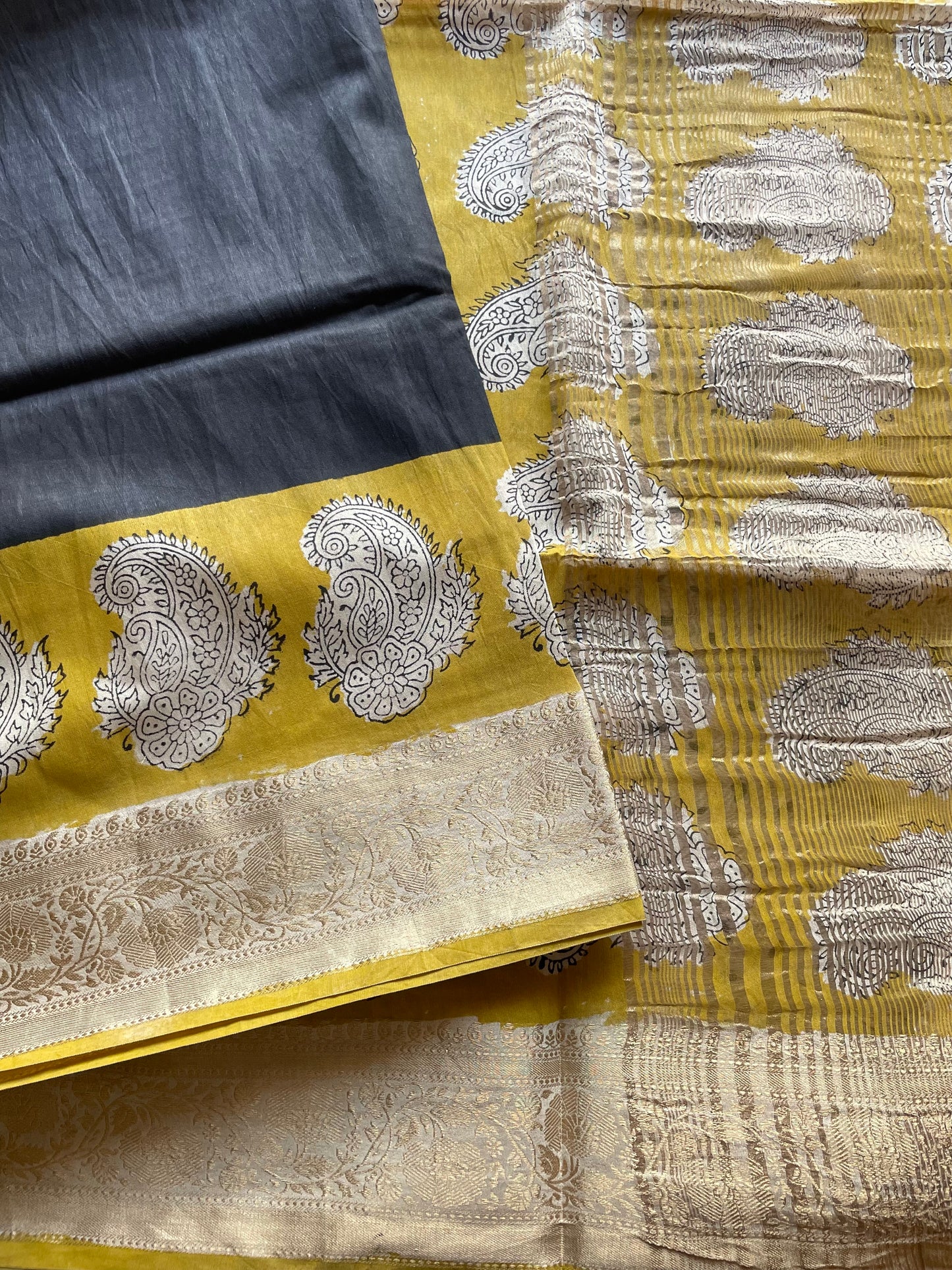 Ajrakh HandPrint 01 Maheshwari Silk Cotton Saree