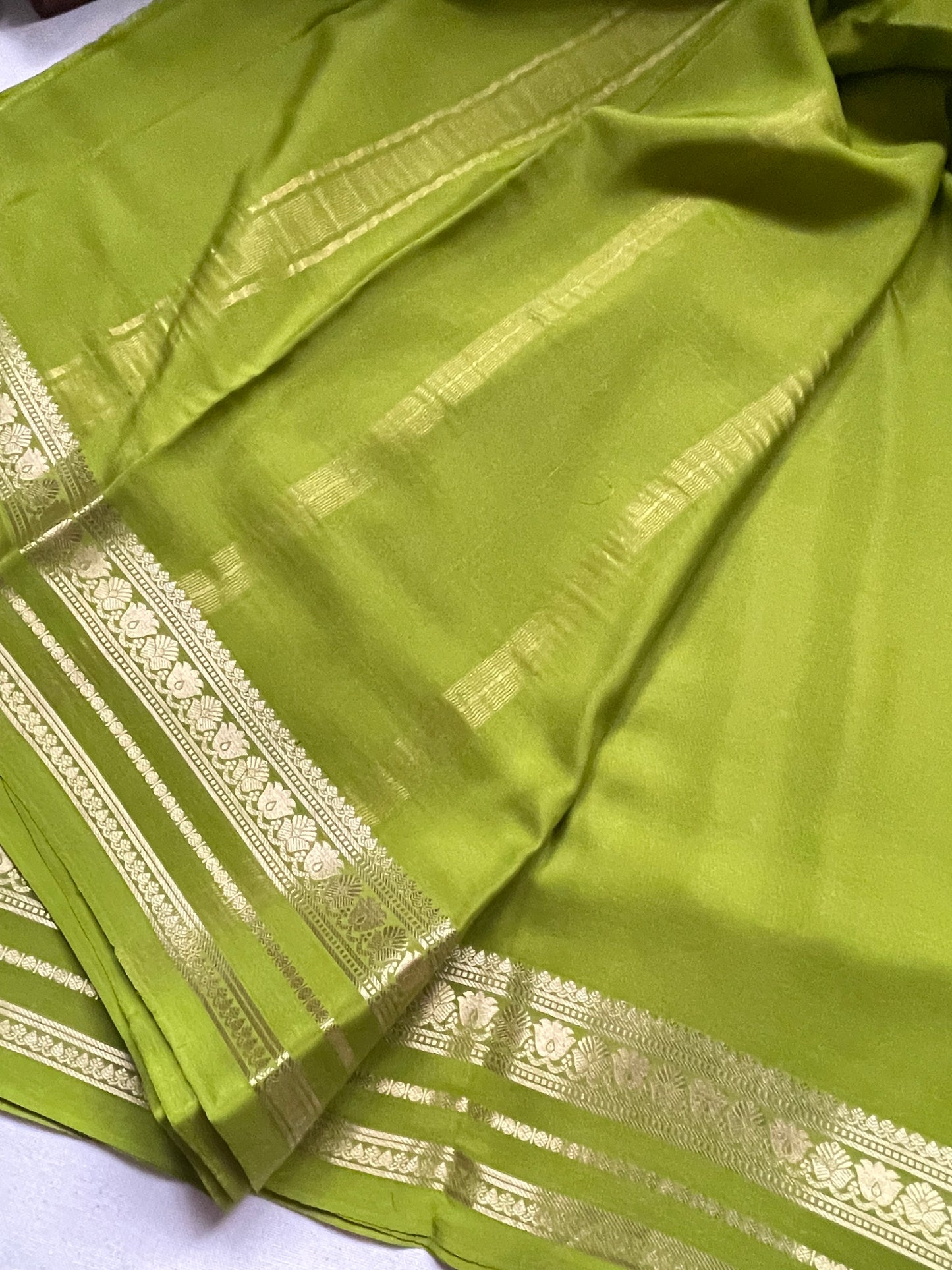 Green Floral Border Pure Mysore Crepe Silk Saree