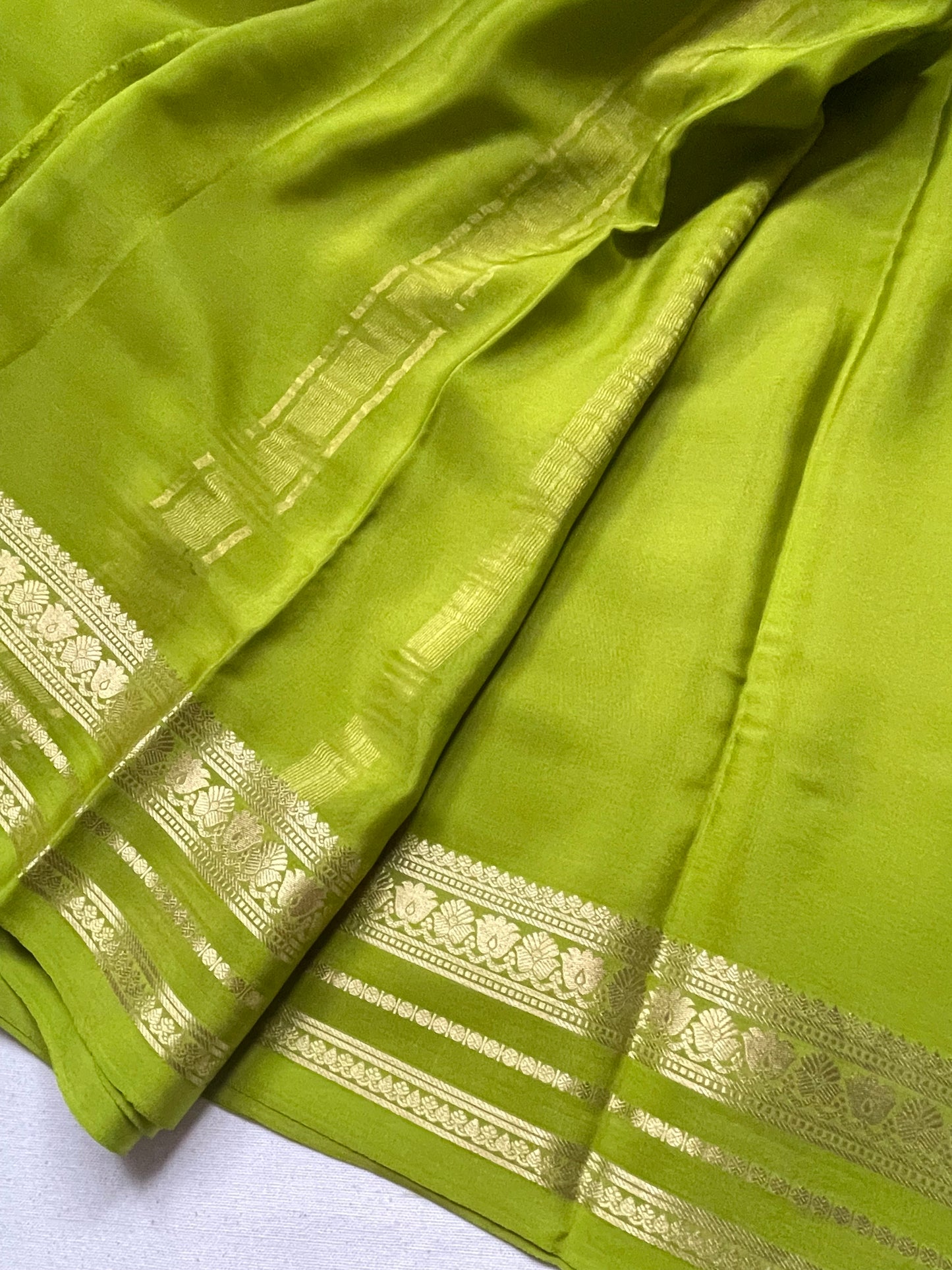 Green Floral Border Pure Mysore Crepe Silk Saree