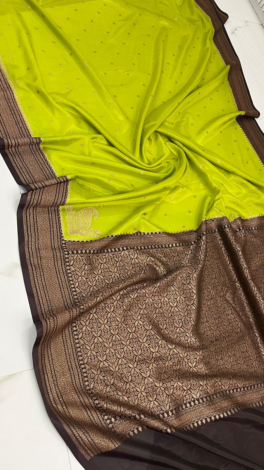 Green N Black Koniya Banarasi Pure Crepe Chiffon Saree