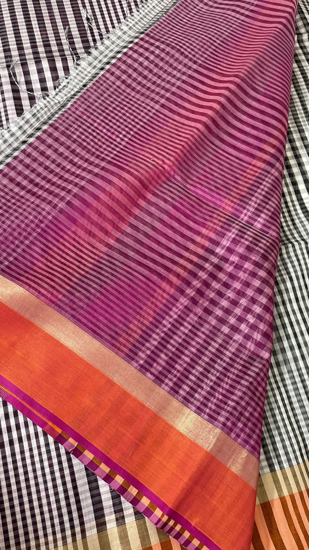 Black N White Checks Pure Maheshwari Silk Cotton Saree