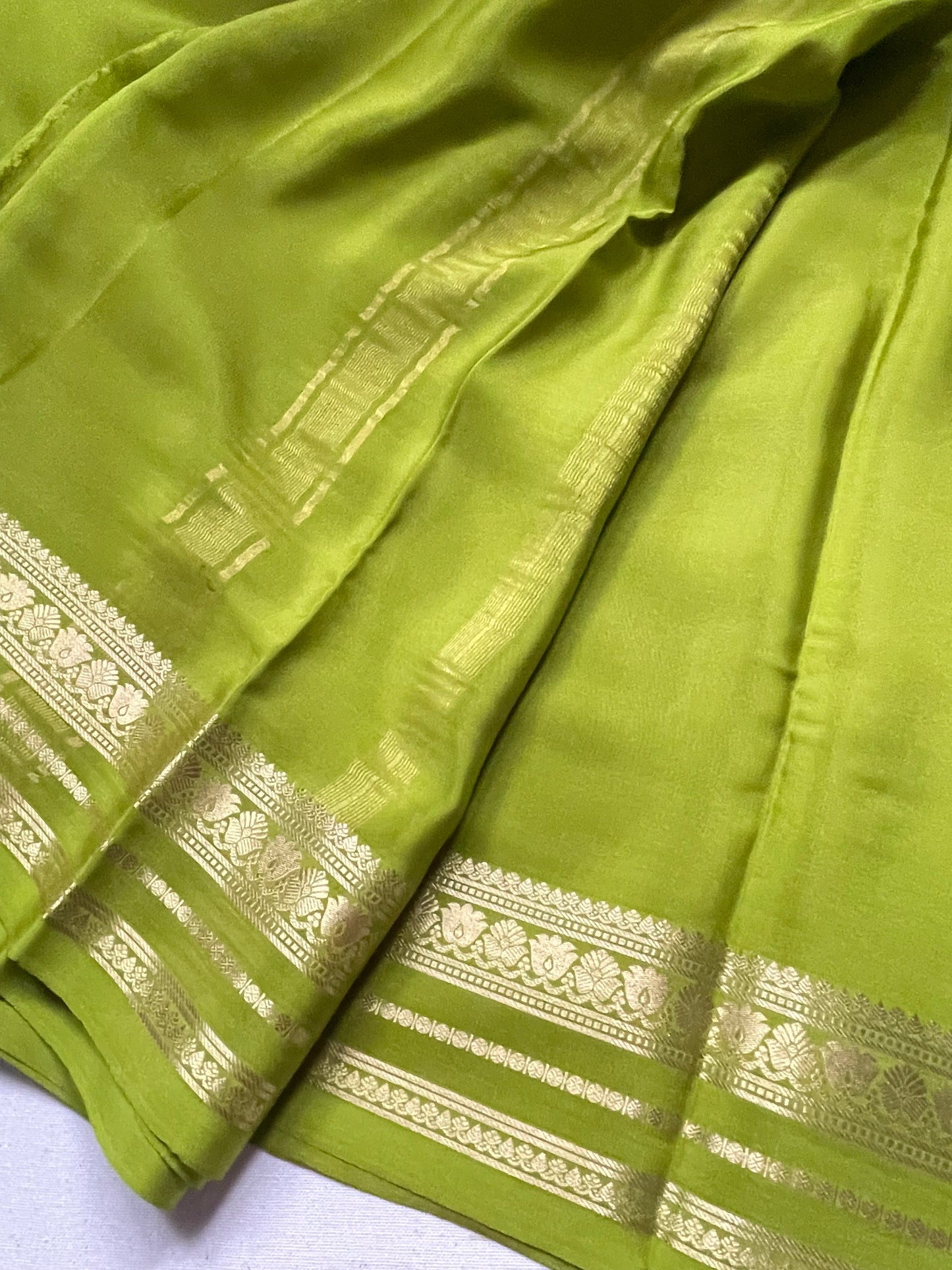 Green Floral Border Pure Mysore Crepe Silk Saree
