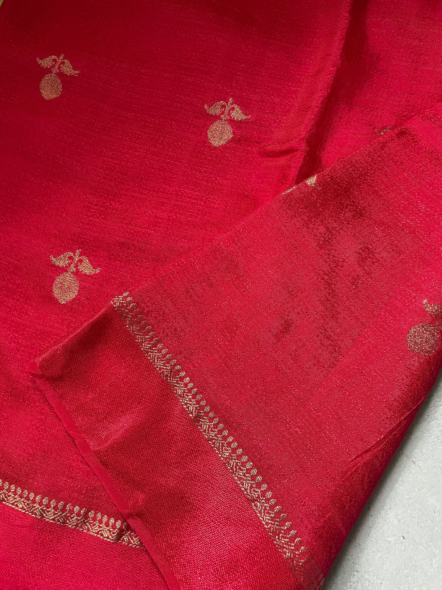 Pink Viscose Banarasi Crepe Silk Saree
