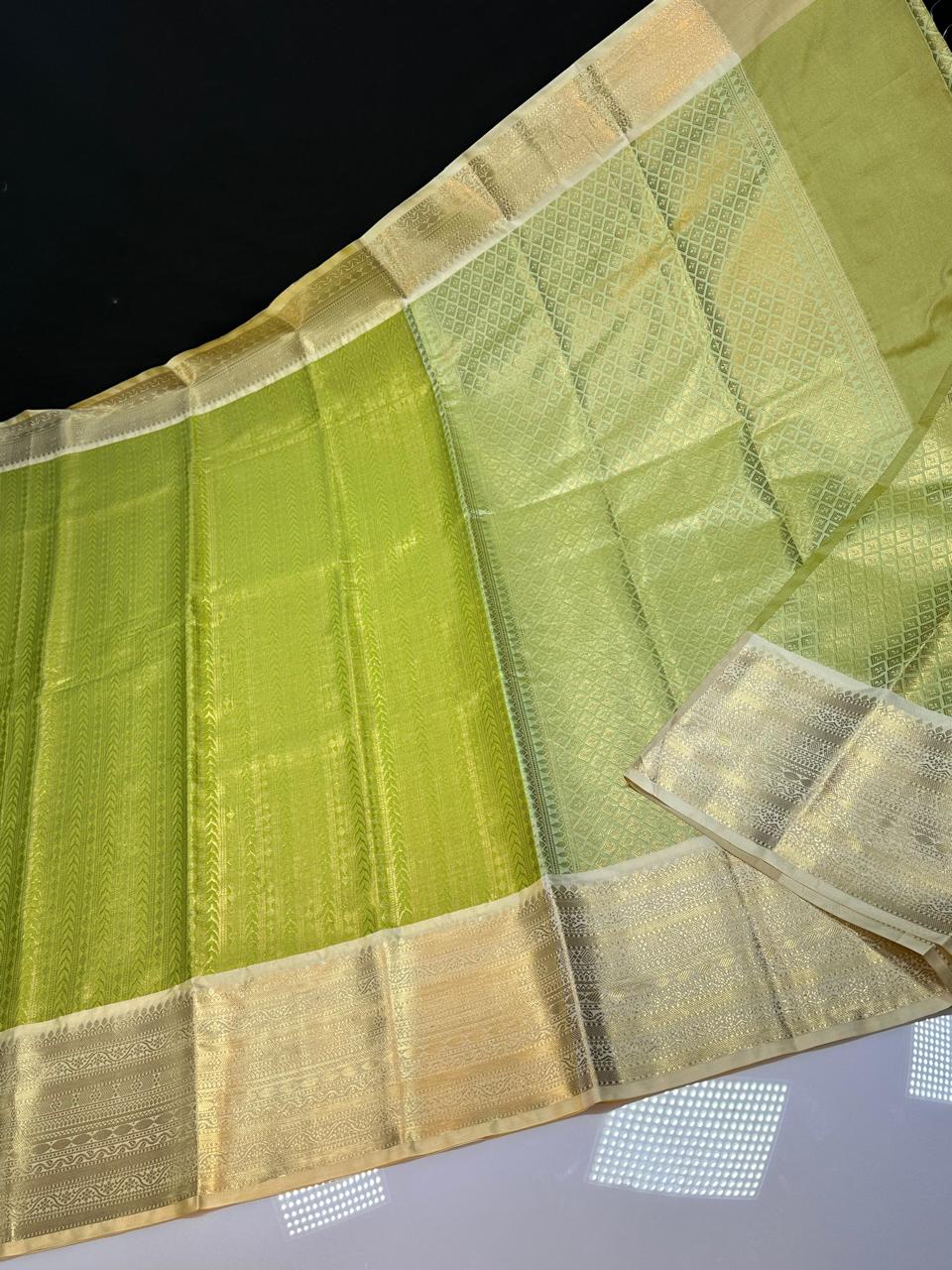 Green N White Semi Kanchi Silk Saree