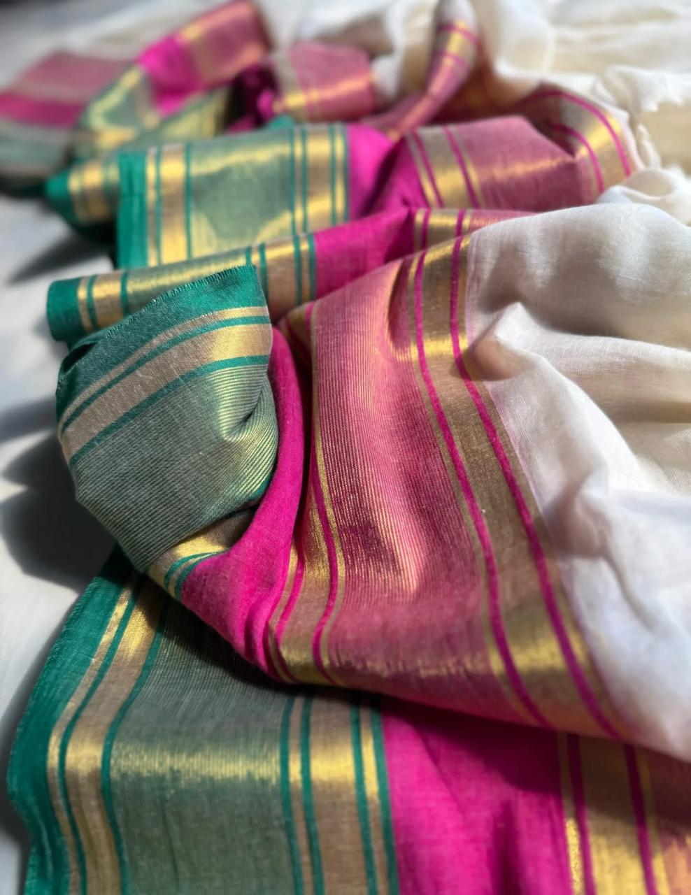 White 3D Mul Cotton Saree