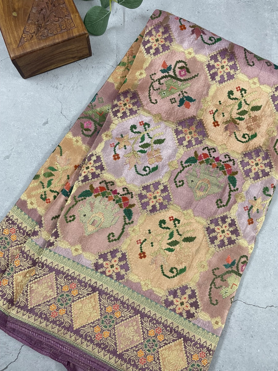 Mauve Pashmina Pure Tissue Dola Silk Saree