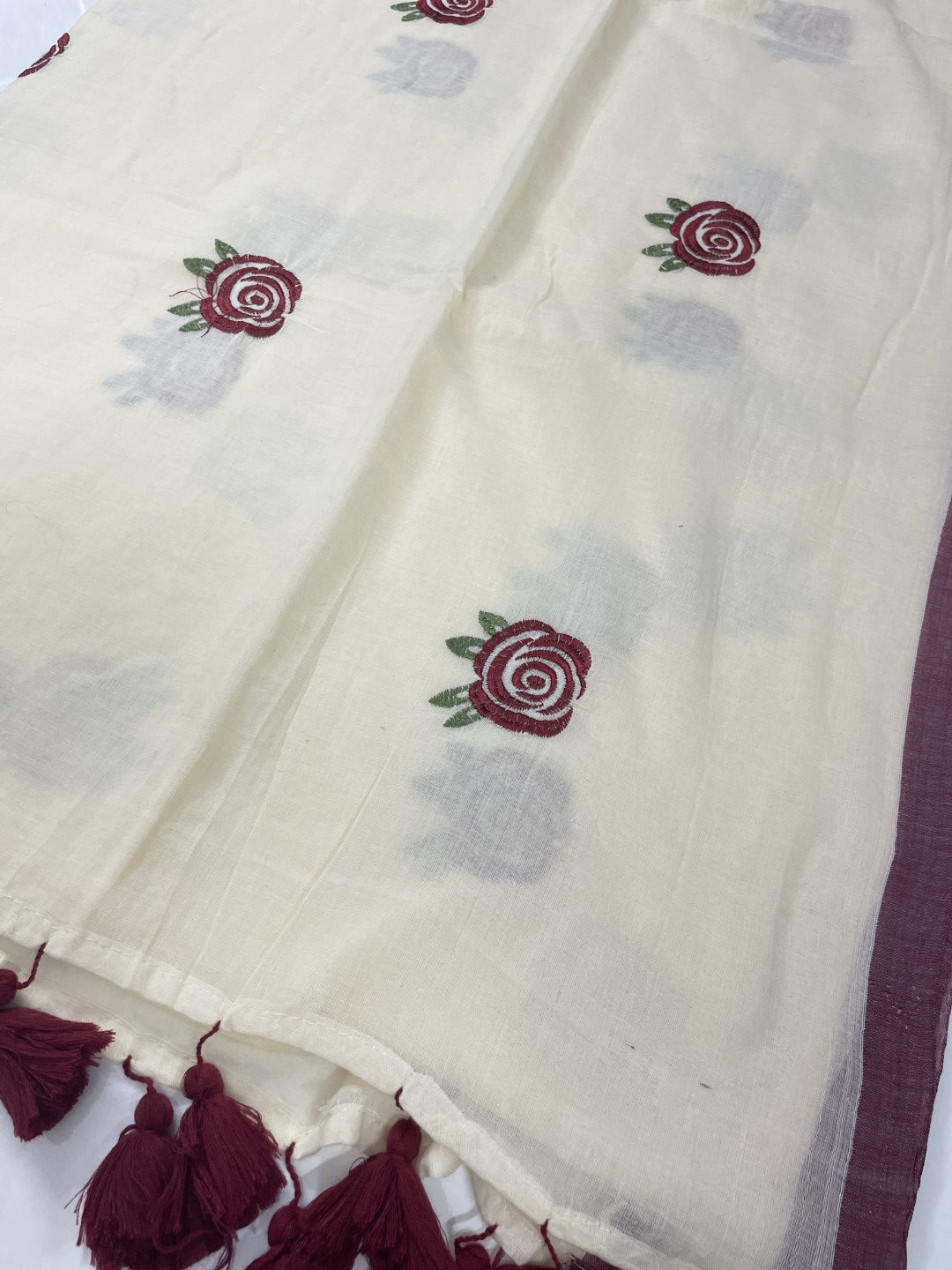 White Rose Embroidery Mul Cotton Saree