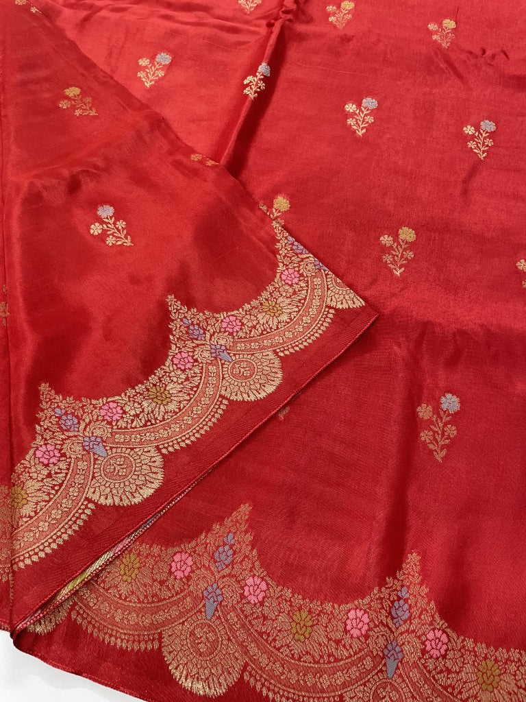 Red Scallop Viscose Dola Silk Saree