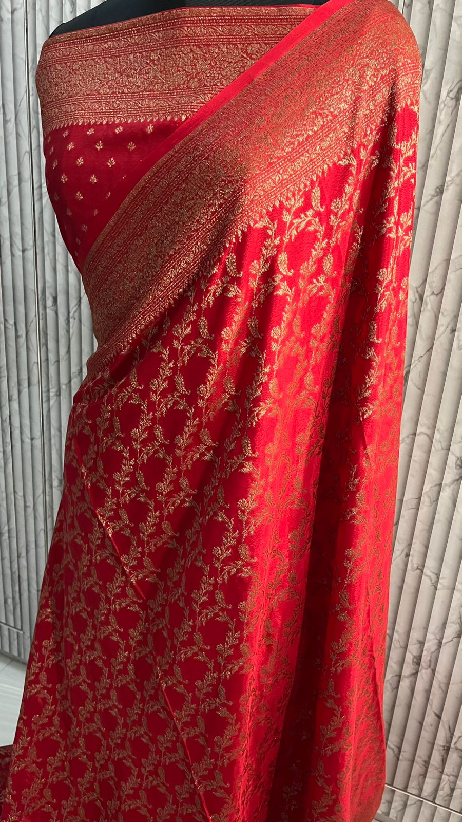Red Jaal Banarasi Pure Crepe Chiffon Saree