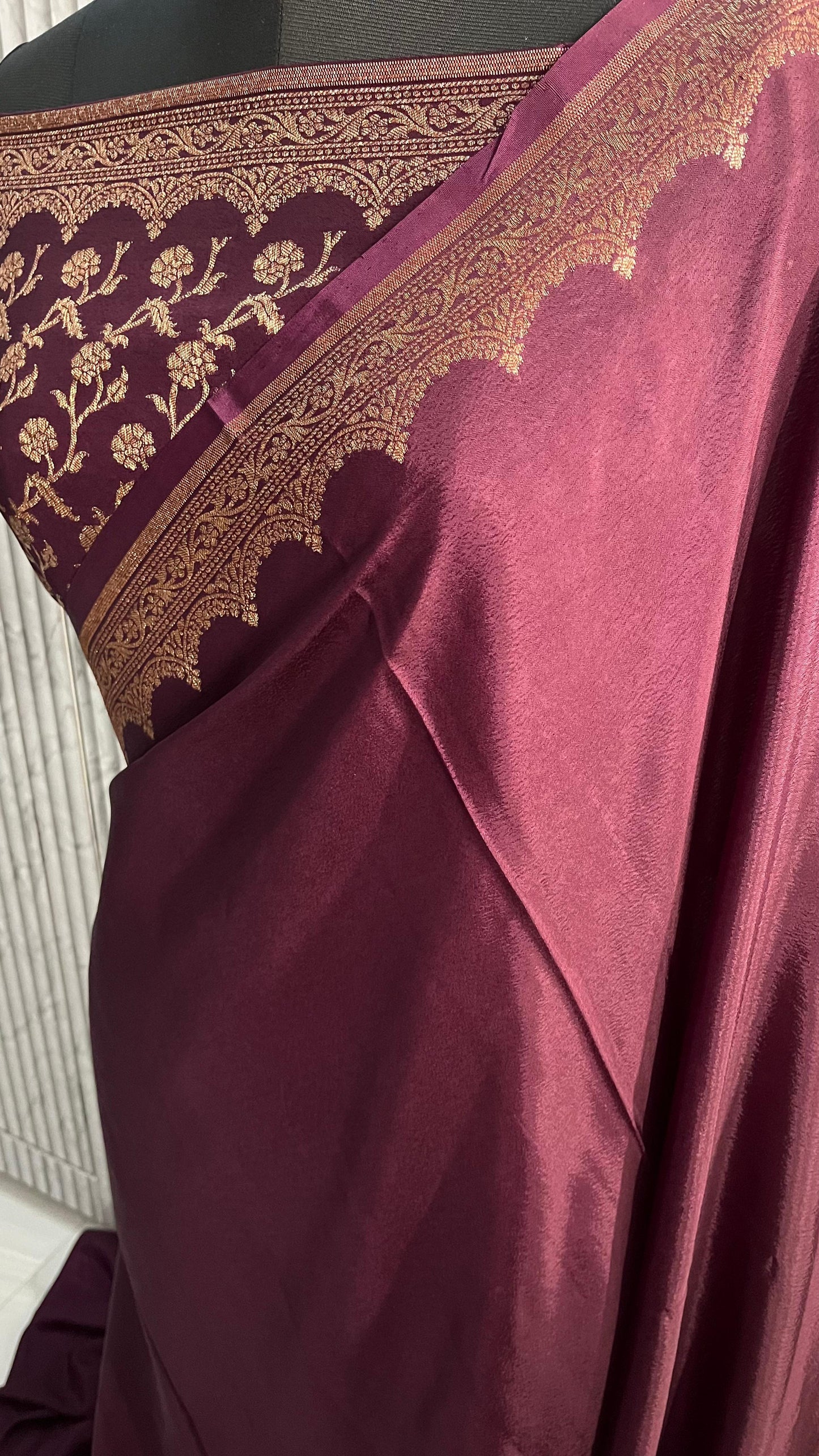 Brown Scallop Banarasi Pure Crepe Chiffon Saree