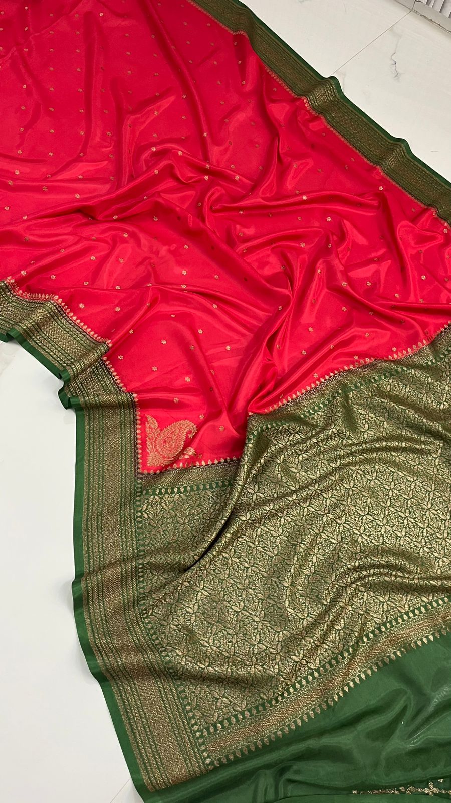 Red N Green Koniya Banarasi Pure Crepe Chiffon Saree