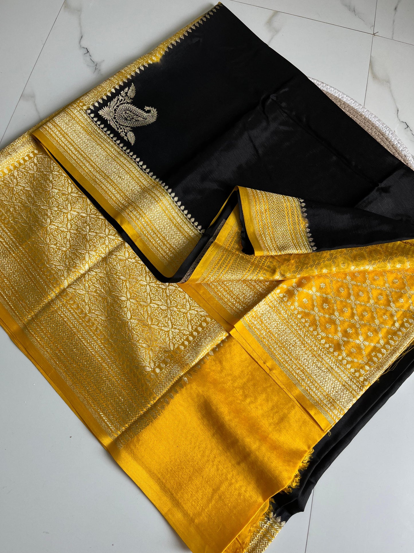 Black N Yellow Plain Koniya Banarasi Pure Crepe Chiffon Saree