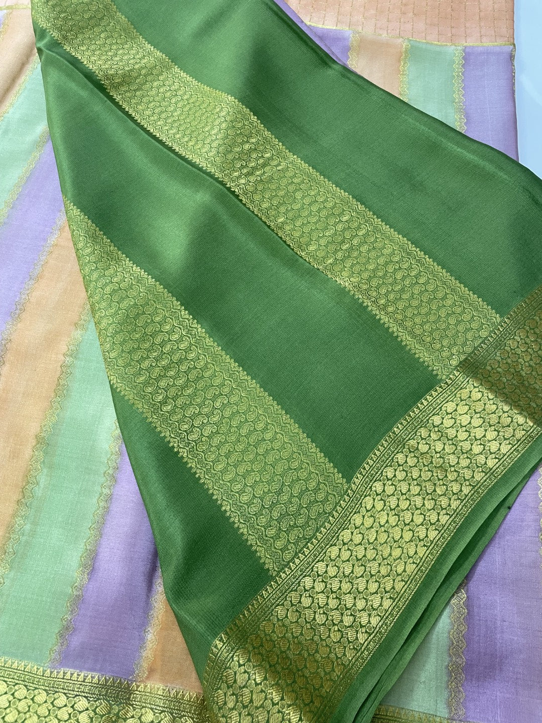 Rangkat N Checks Pure Mysore Crepe Silk Saree