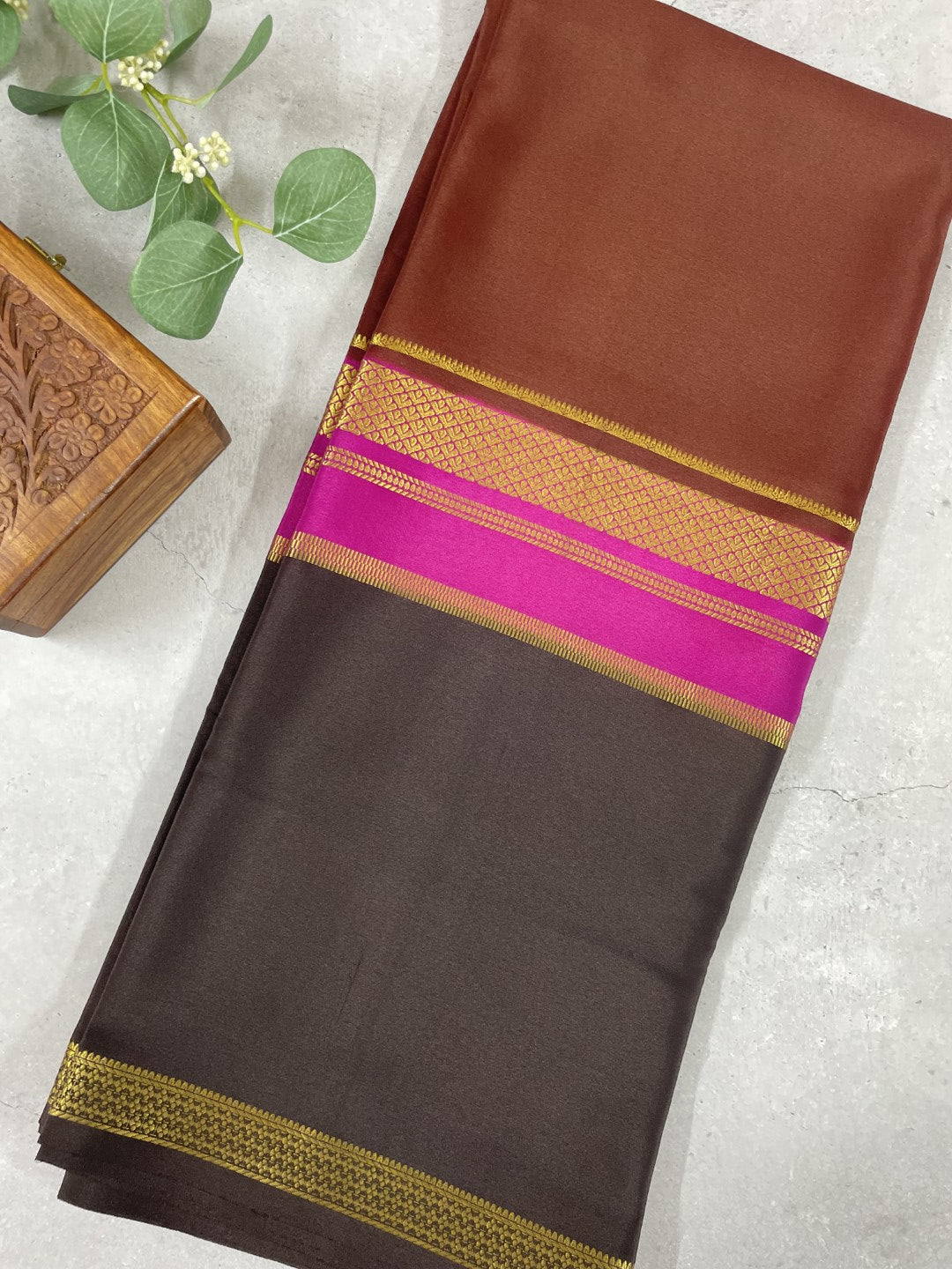 3D Centre Lines Pure Mysore Crepe Silk Saree