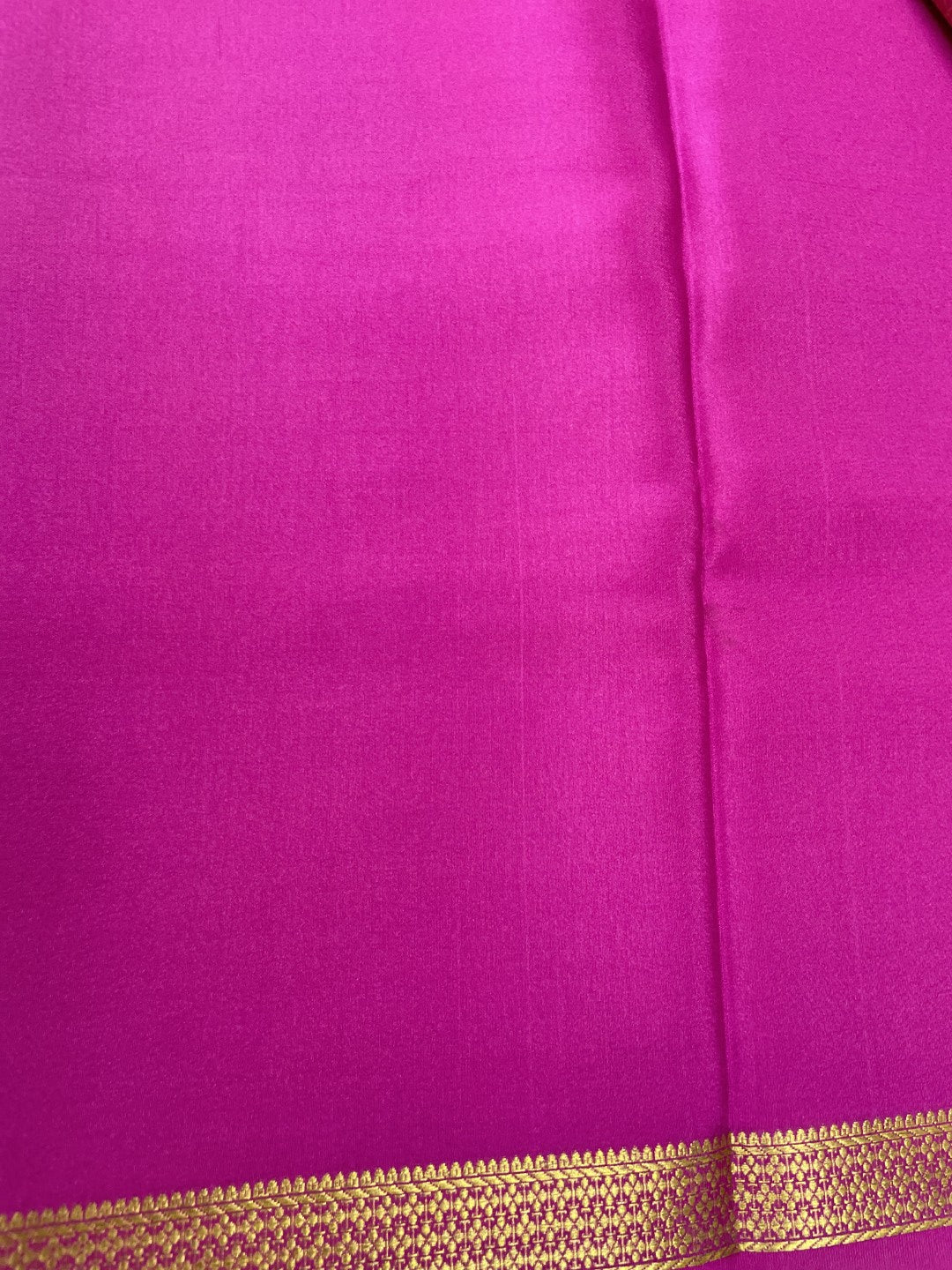 3D Centre Lines Pure Mysore Crepe Silk Saree