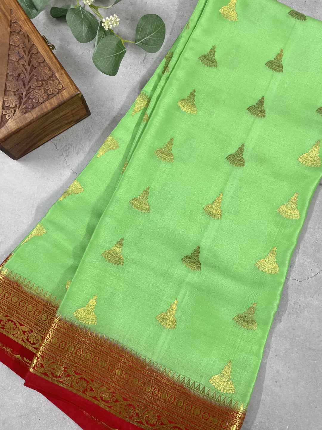 Green N Red Jumka Pure Mysore Crepe Silk Saree