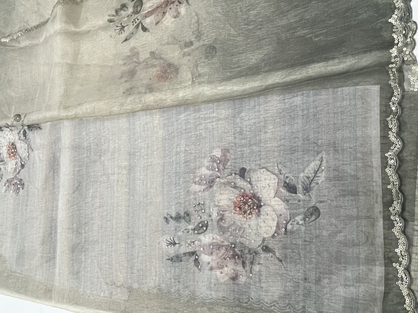 Grey Scallop Embroidered Crushed Tissue Saree