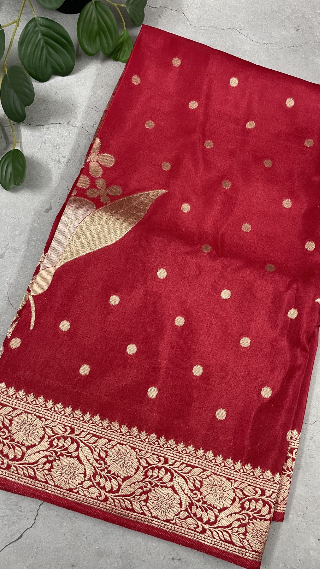 Pink Floral Meenakari Viscose Crepe Silk Saree