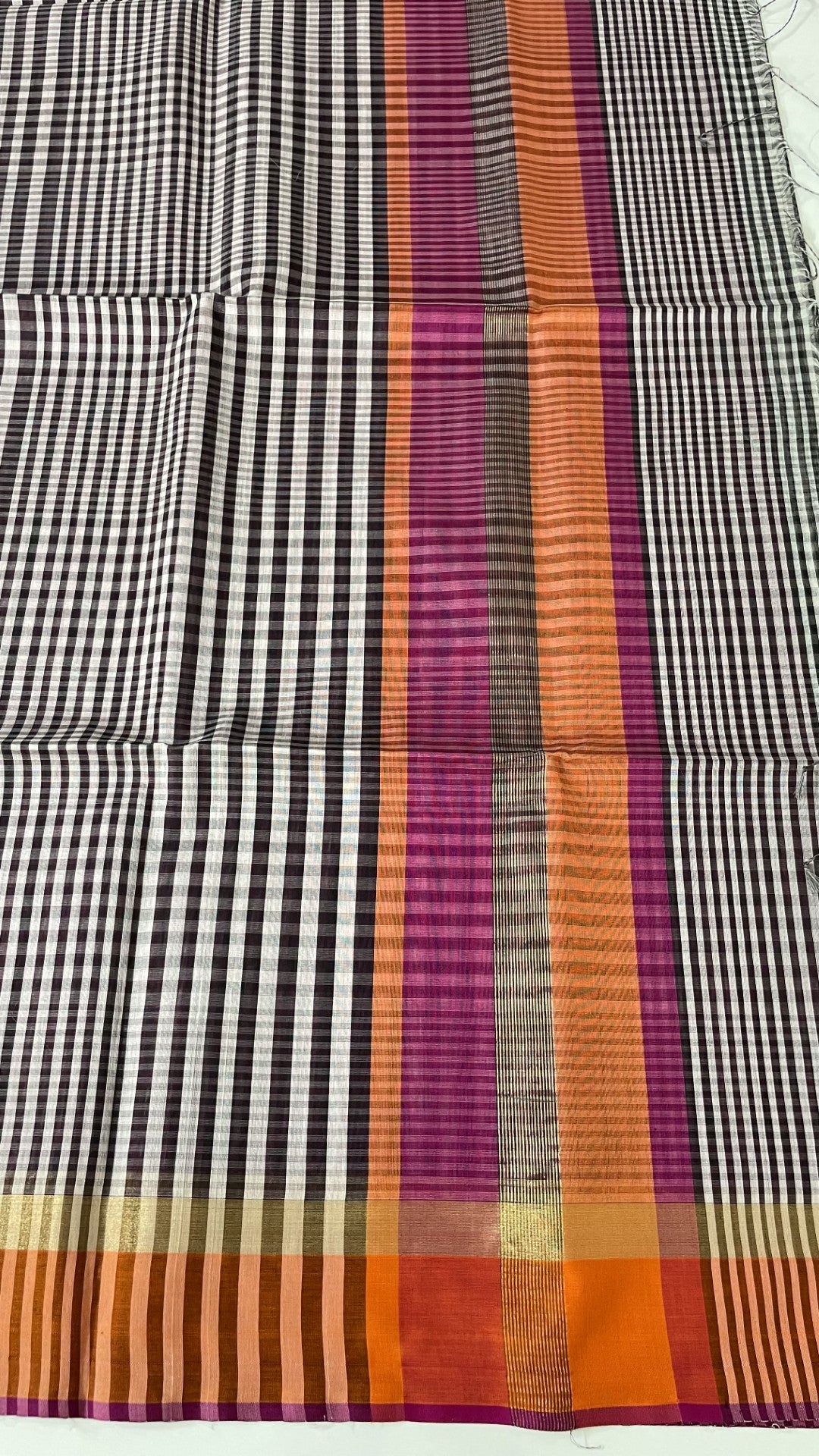 Black N White Checks Pure Maheshwari Silk Cotton Saree