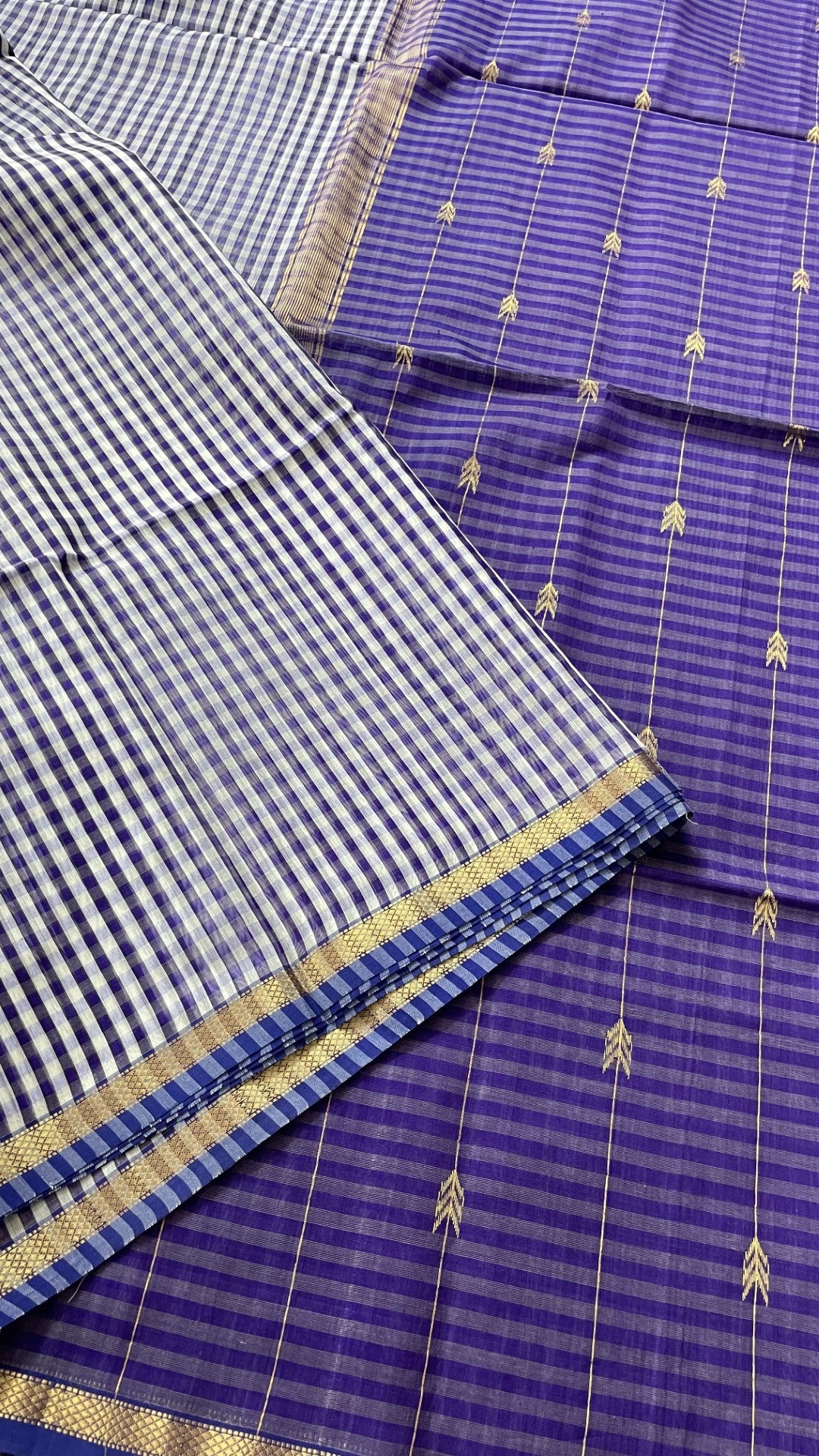 Blue Checks Pure Maheshwari Silk Cotton Saree