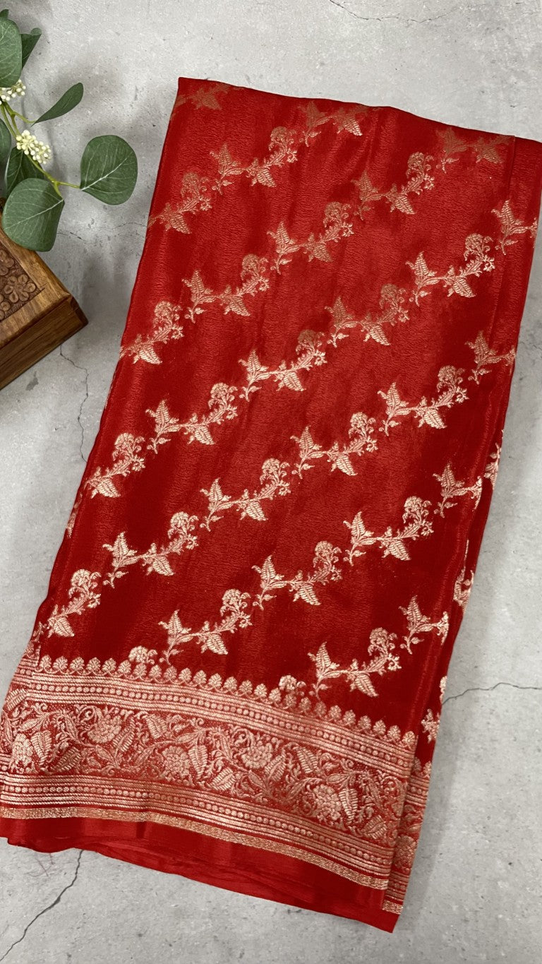 Red Lehariya Banarasi Pure Crepe Chinnon Silk Saree